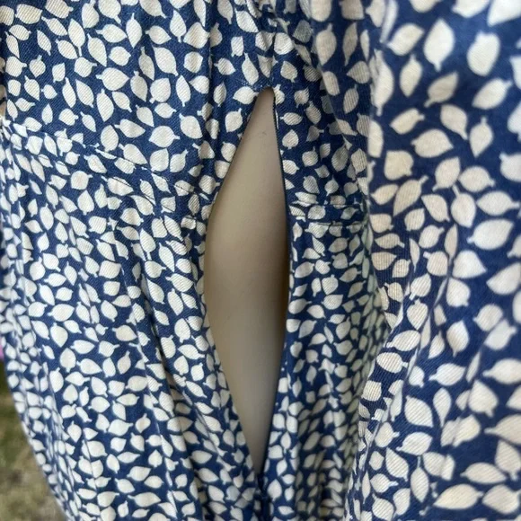 Boden Navy and White Floral Dress - Picture 5 of 11